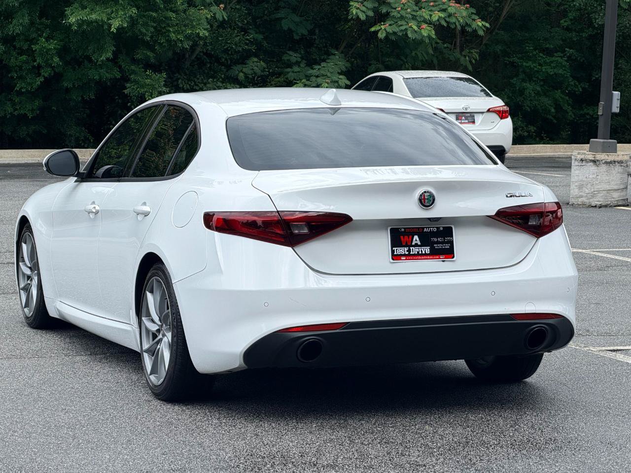Used 2023 Alfa Romeo Giulia Sprint RWD image 6