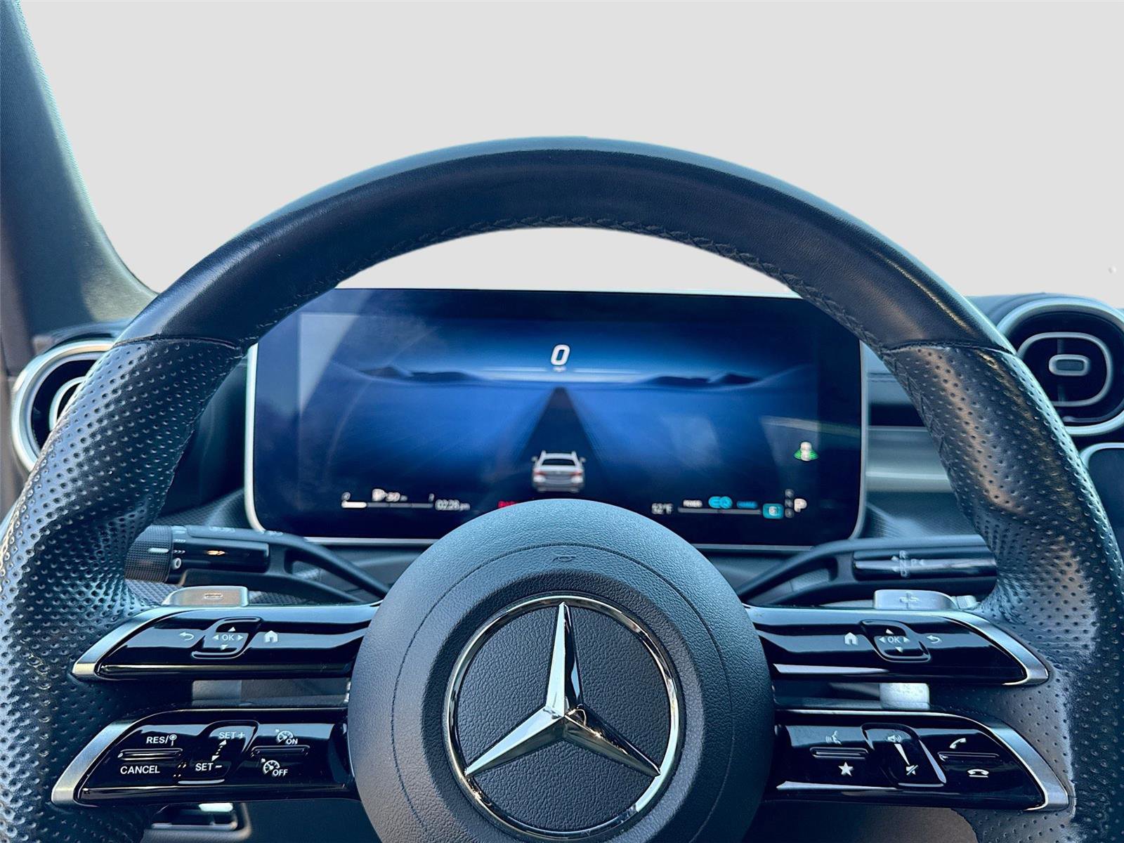 Used 2022 Mercedes-Benz C 300 Sedan image 11