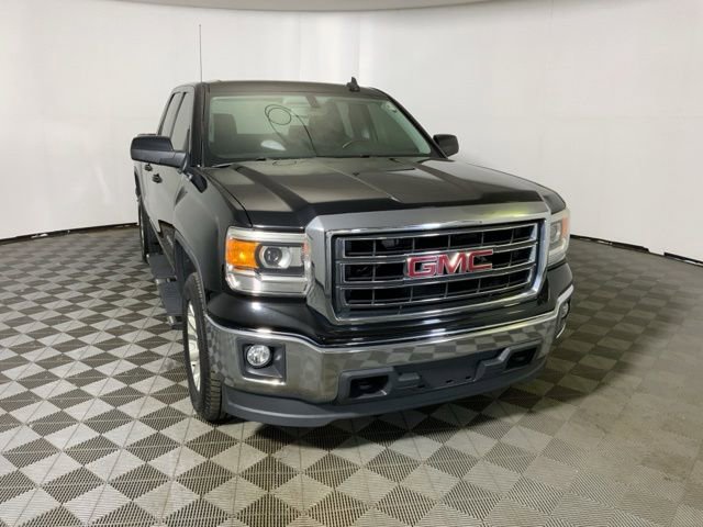 Used 2015 GMC Sierra 1500 SLE w/ SLE Value Package AWD/4WD image 4