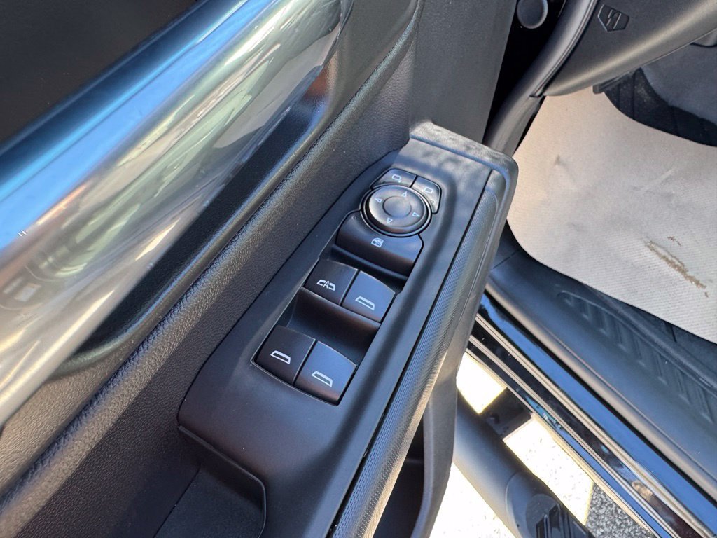 New 2026 Chevrolet Silverado 1500 Custom w/ Turbomax Blackout Package AWD/4WD image 10