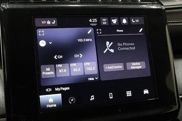 Used 2023 Jeep Grand Cherokee Altitude image 29