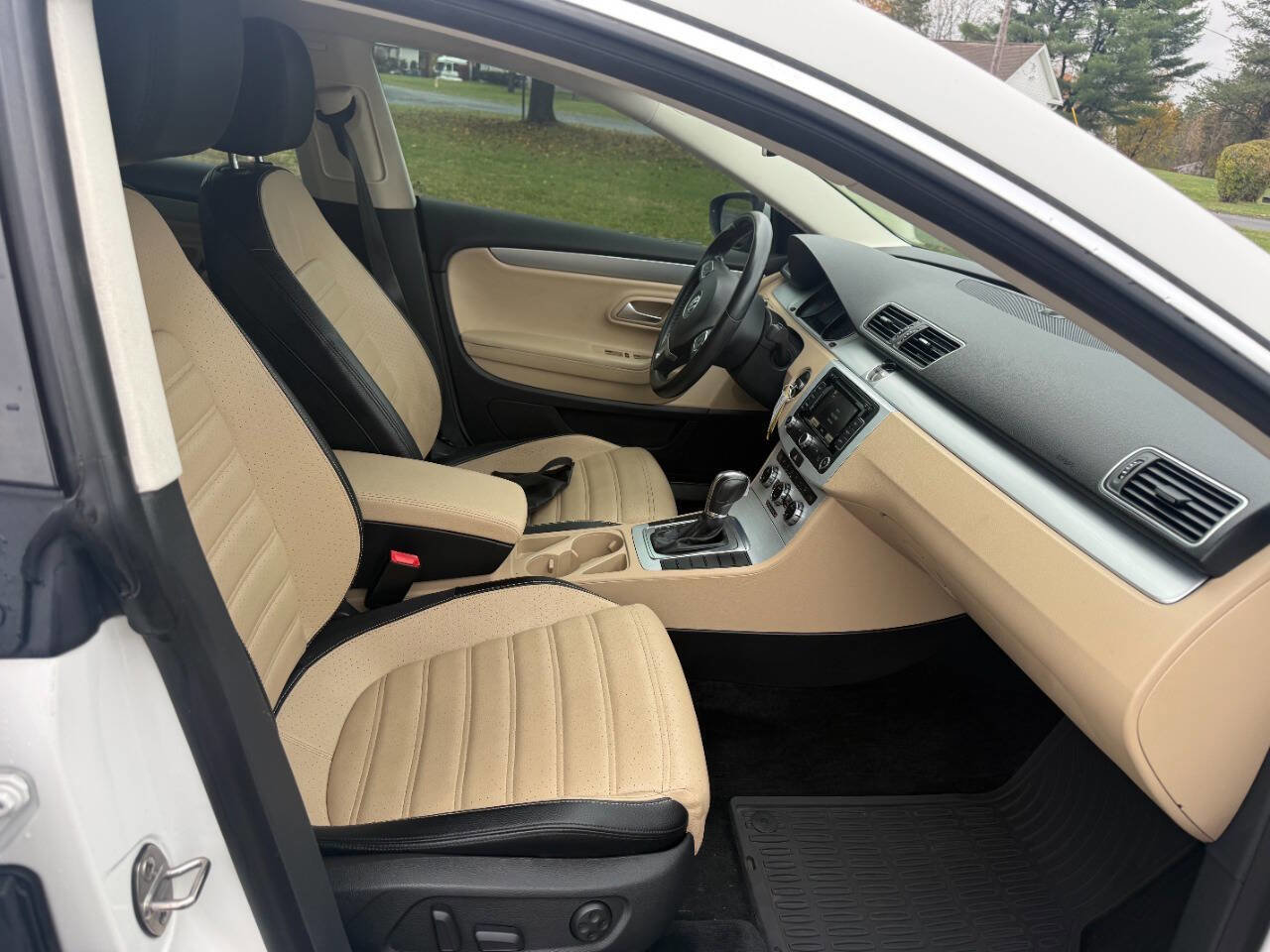 Used 2013 Volkswagen CC Sport Plus image 10