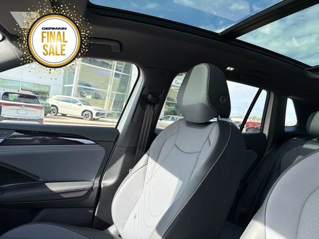 New 2026 Volkswagen Tiguan SE R-Line image 18