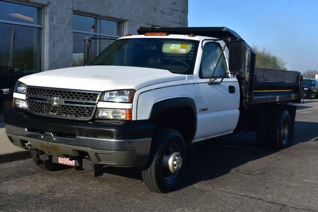 Used 2005 Chevrolet Silverado 3500 W/T w/ Snow Plow Prep Package AWD/4WD image 14