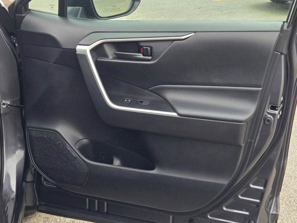 Used 2020 Toyota RAV4 LE w/ All Weather Liner Package image 8