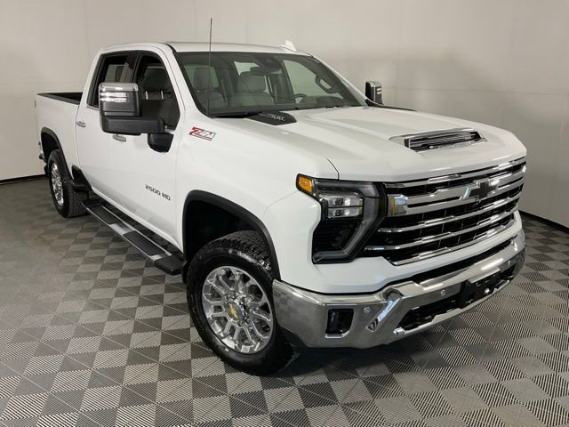 Used 2025 Chevrolet Silverado 2500 LTZ w/ LTZ Convenience Package image 50