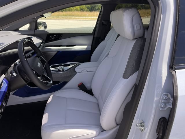 New 2027 Cadillac Optiq Sport RWD image 20