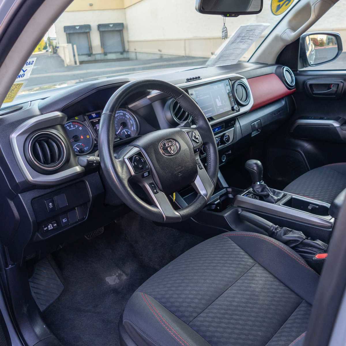 Used 2021 Toyota Tacoma SR5 image 9