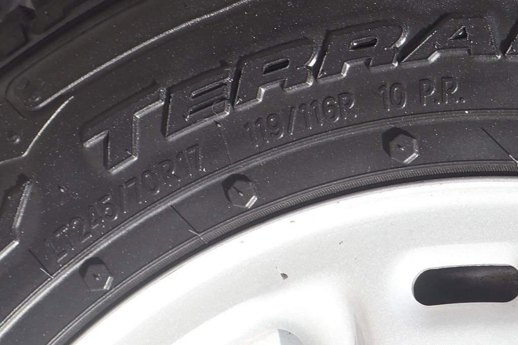 Used 2019 Nissan NV 2500 SV image 41