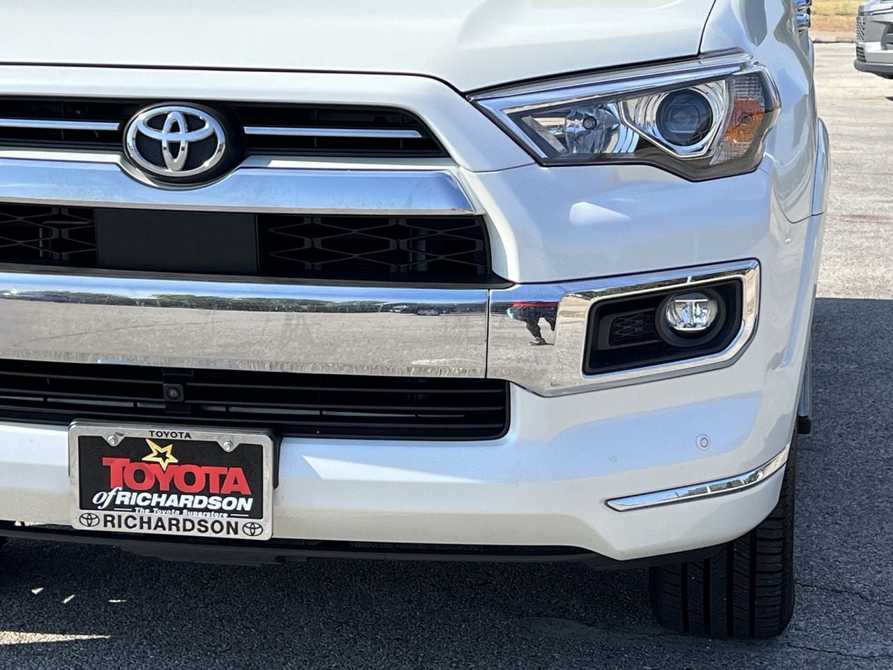 Used 2023 Toyota 4Runner Limited AWD/4WD image 8