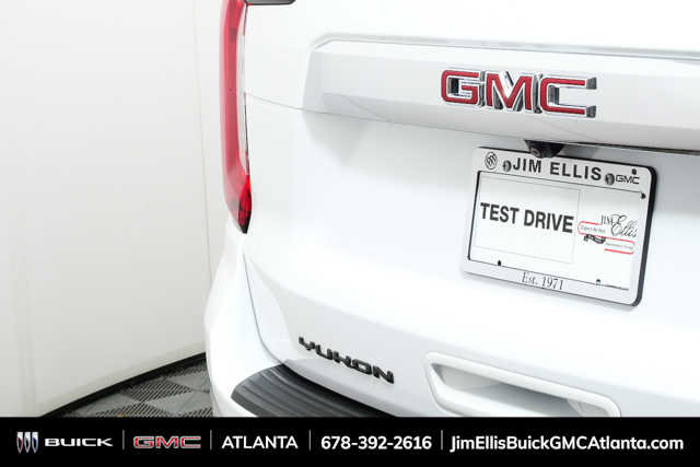 Used 2023 GMC Yukon SLT w/ SLT Premium Package image 38