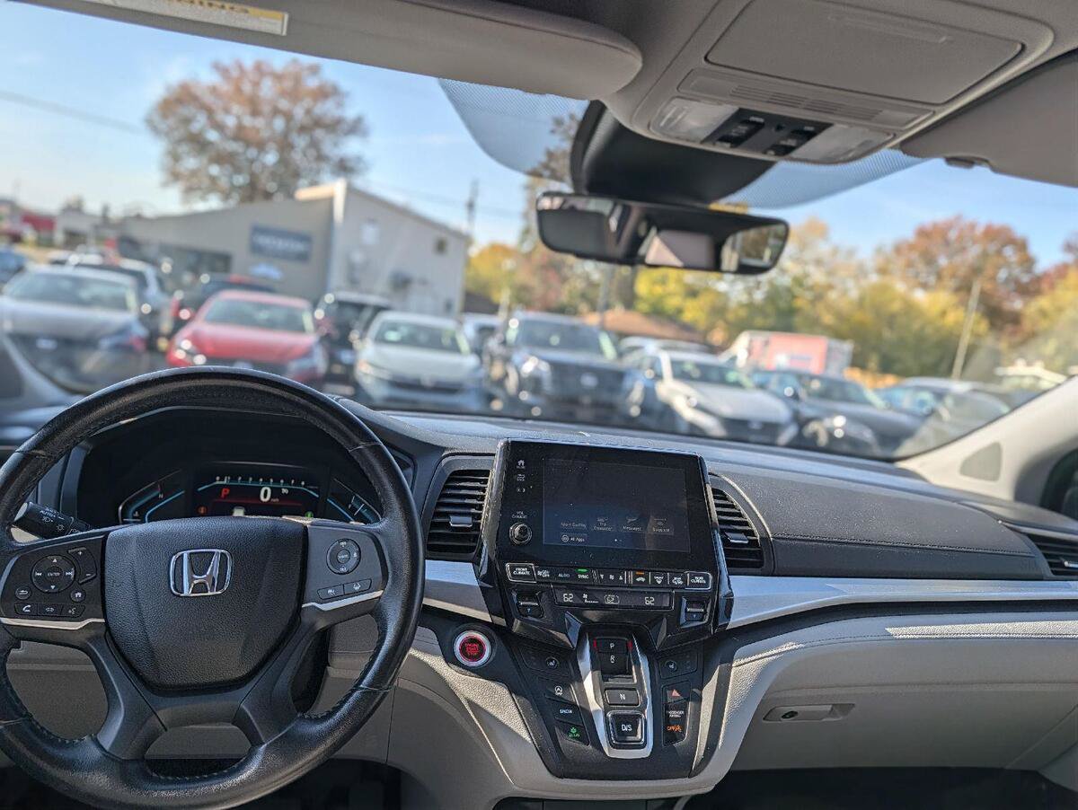 Used 2021 Honda Odyssey EX-L image 2
