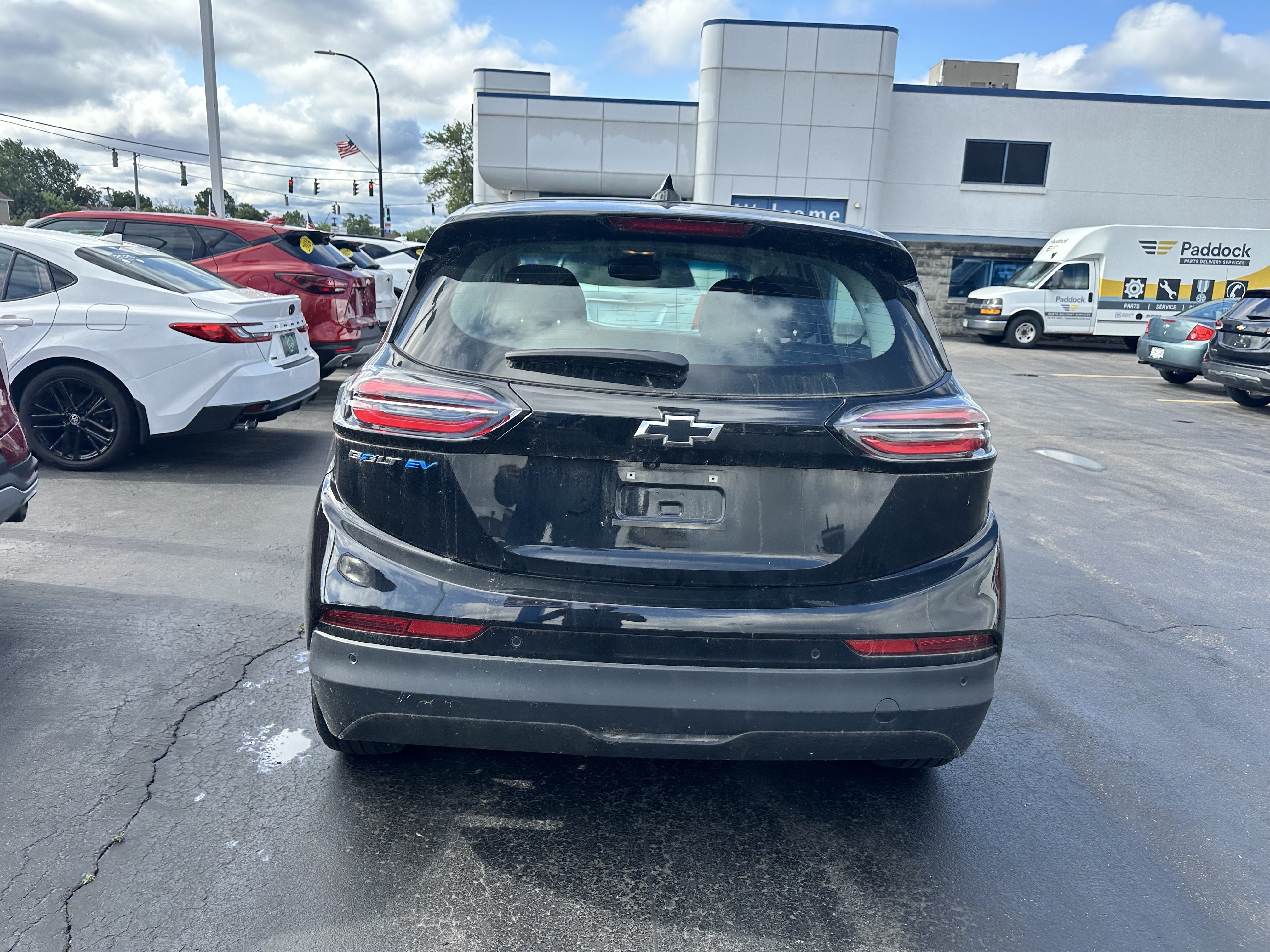 Used 2023 Chevrolet Bolt LT FWD image 7