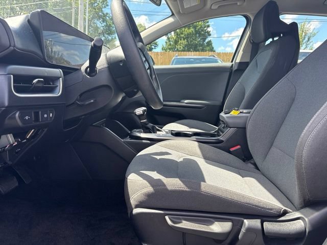 Used 2025 Kia K4 FWD image 10