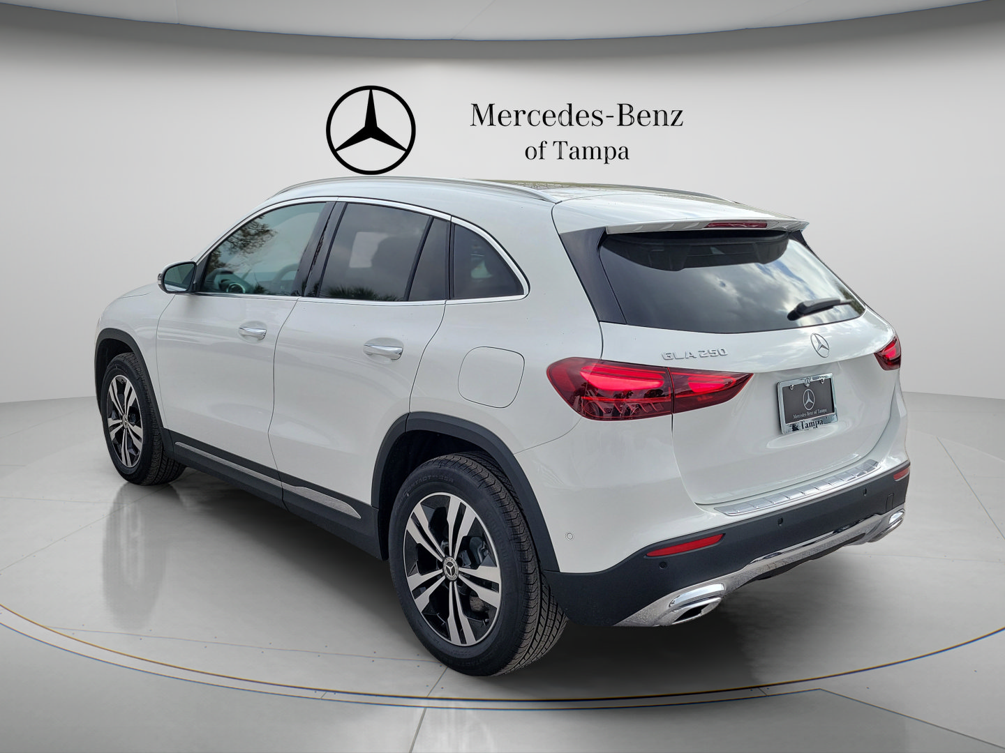 Certified 2026 Mercedes-Benz GLA 250 image 2