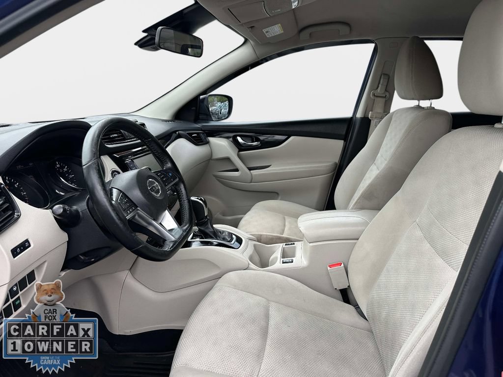 Used 2019 Nissan Rogue Sport SV w/ Technology Package AWD/4WD image 19