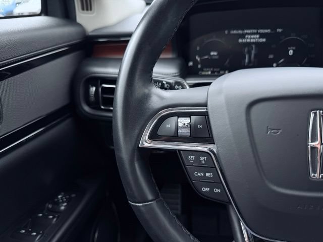 Used 2022 Lincoln Nautilus Reserve AWD/4WD image 30