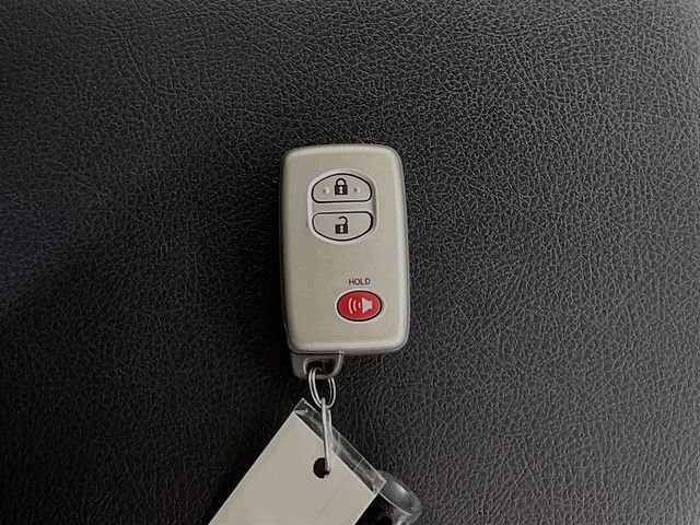 Used 2019 Toyota 4Runner Limited AWD/4WD image 33