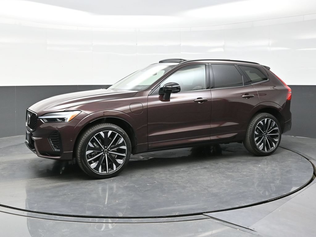 New 2026 Volvo XC60 T8 Ultra w/ Climate Package AWD/4WD image 3