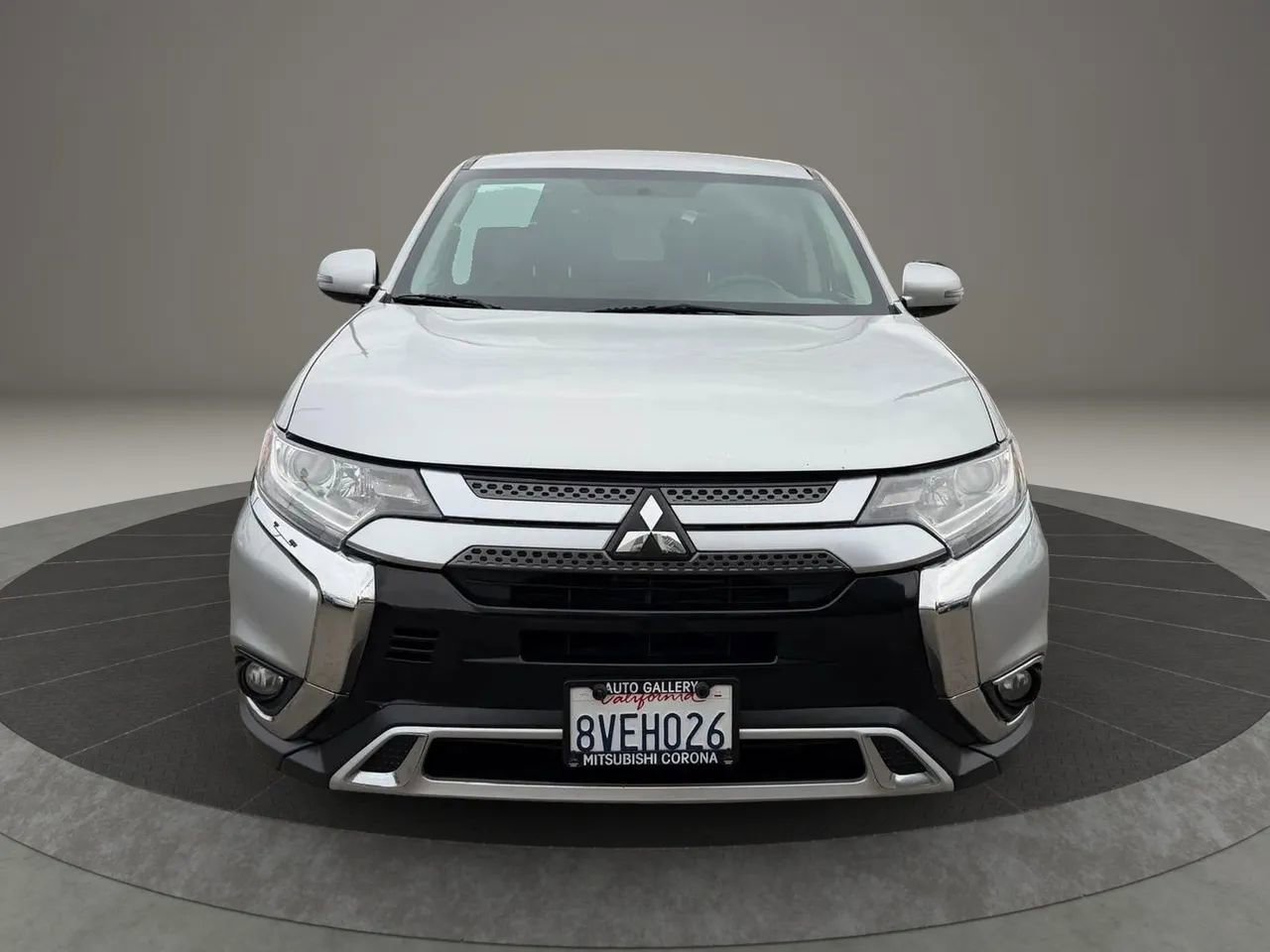 Used 2019 Mitsubishi Outlander SE image 3