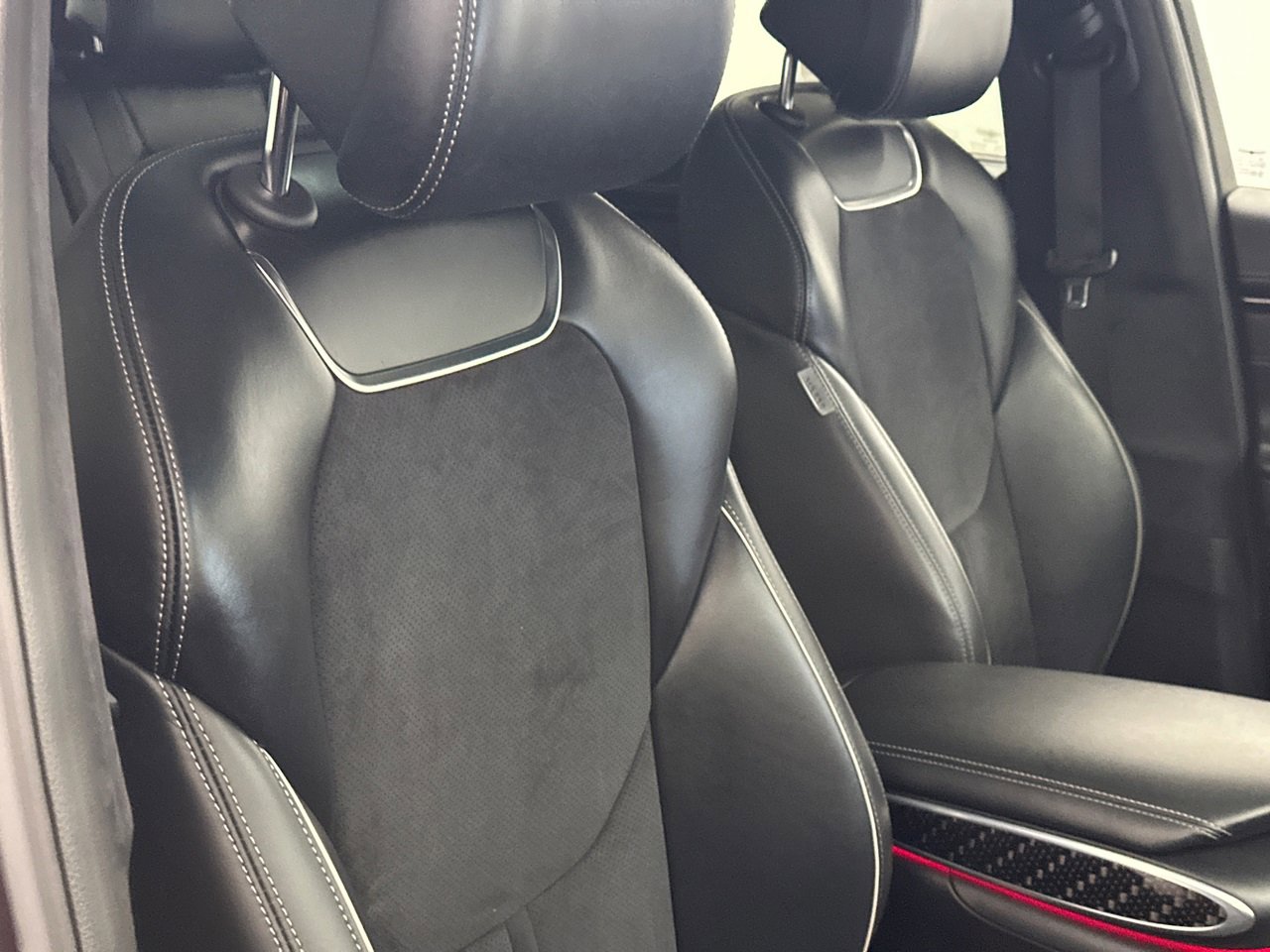 Used 2022 Genesis GV70 3.5T Sport w/ Sport Prestige Package image 11