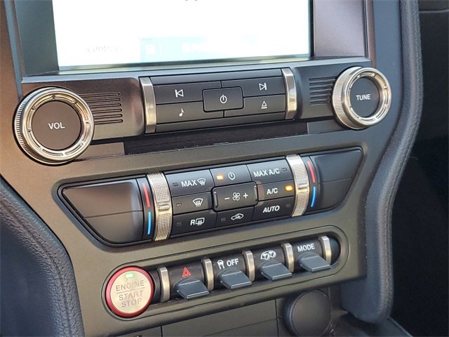 Used 2021 Ford Mustang Shelby GT500 w/ Technology Package image 21