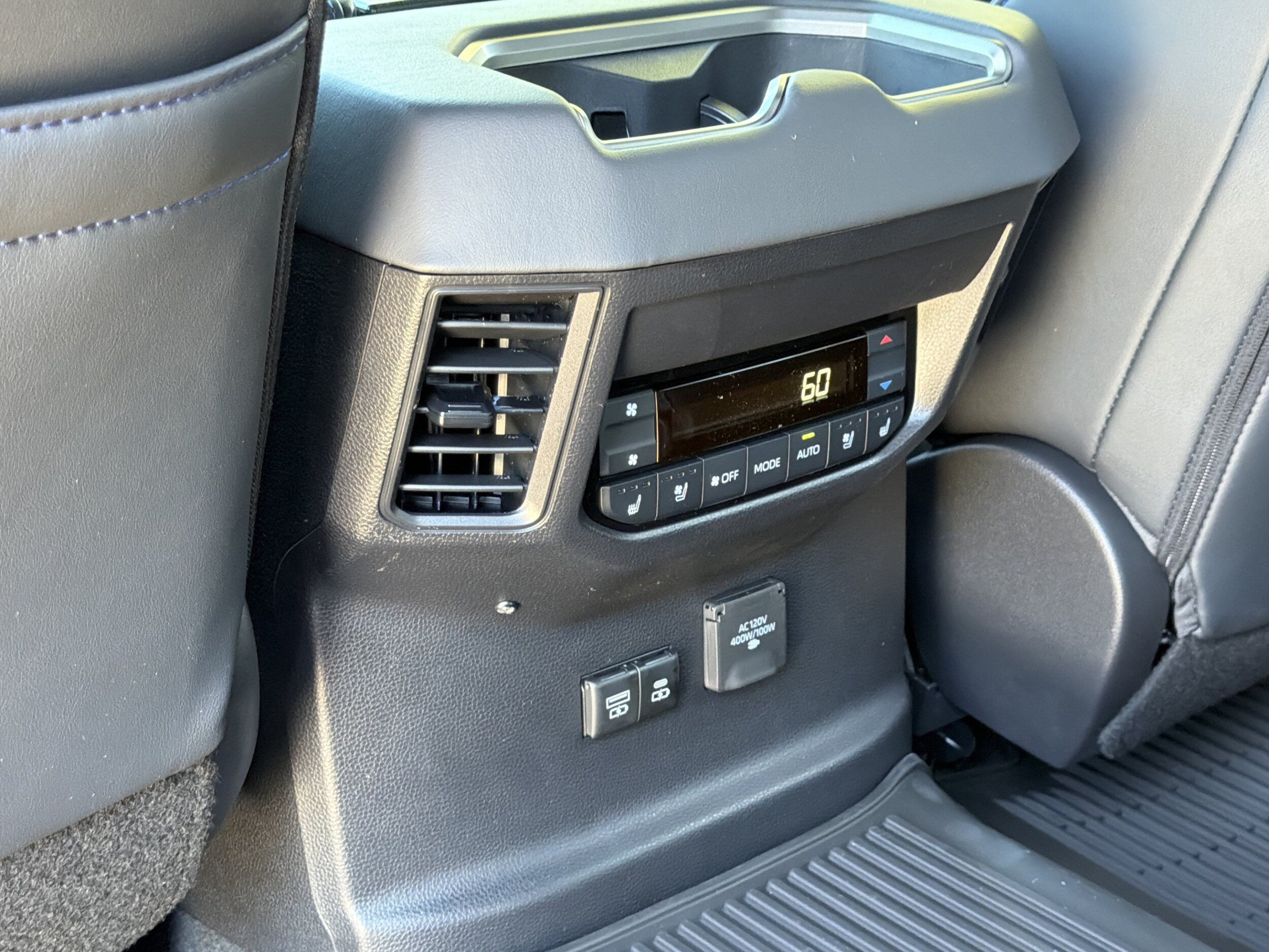 New 2026 Toyota Sequoia Platinum AWD/4WD image 31
