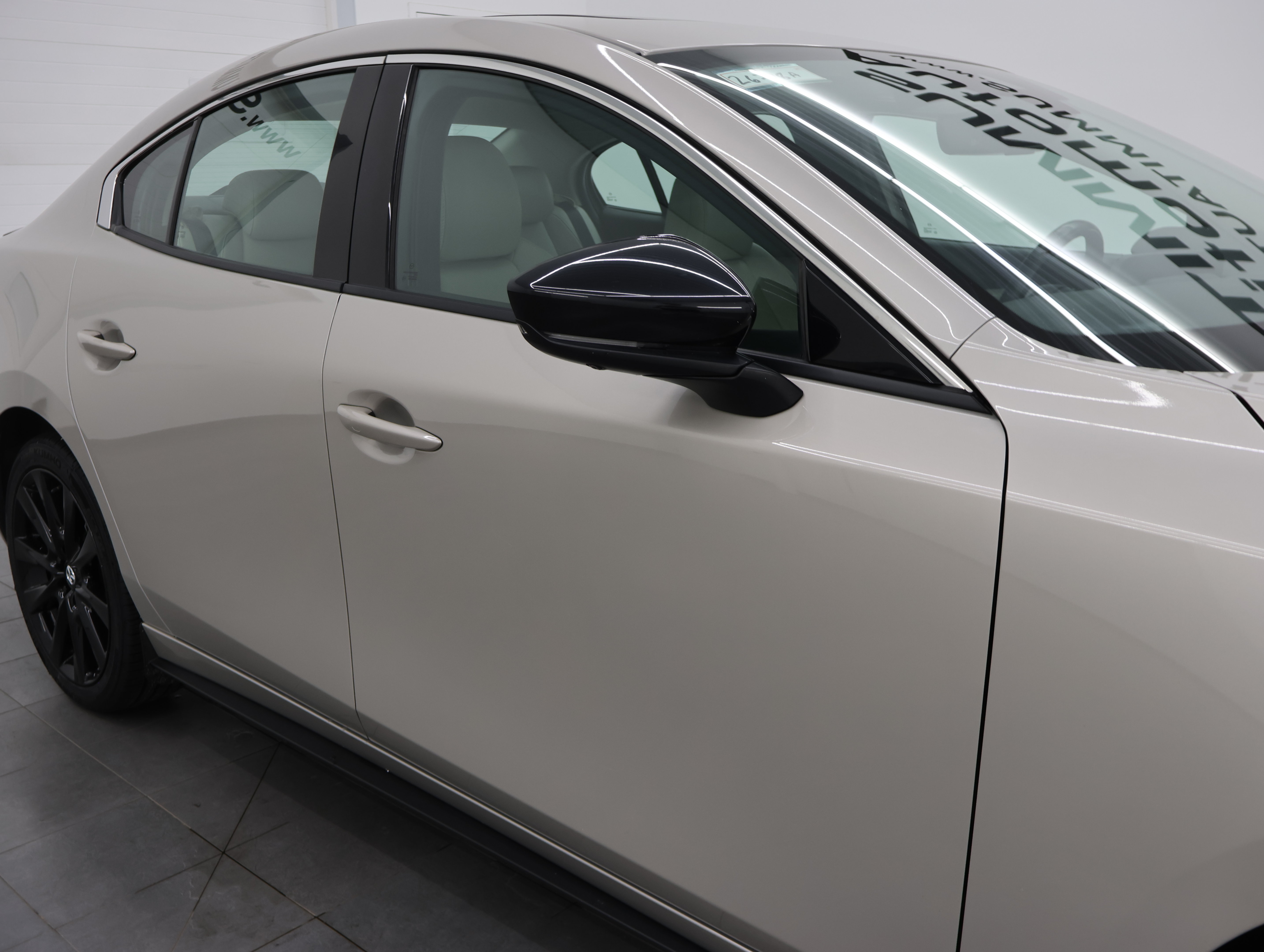 Used 2022 MAZDA MAZDA3 s AWD/4WD image 24