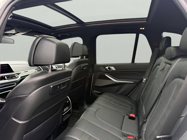 Used 2021 BMW X5 M50i AWD/4WD image 13