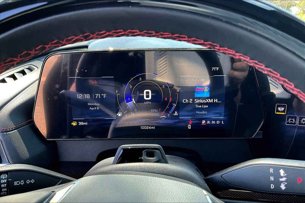 Used 2025 Chevrolet Traverse RS w/ LPO, Floor Liner Package image 9