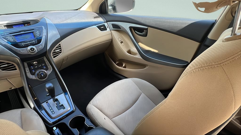 Used 2013 Hyundai Elantra GLS FWD image 12