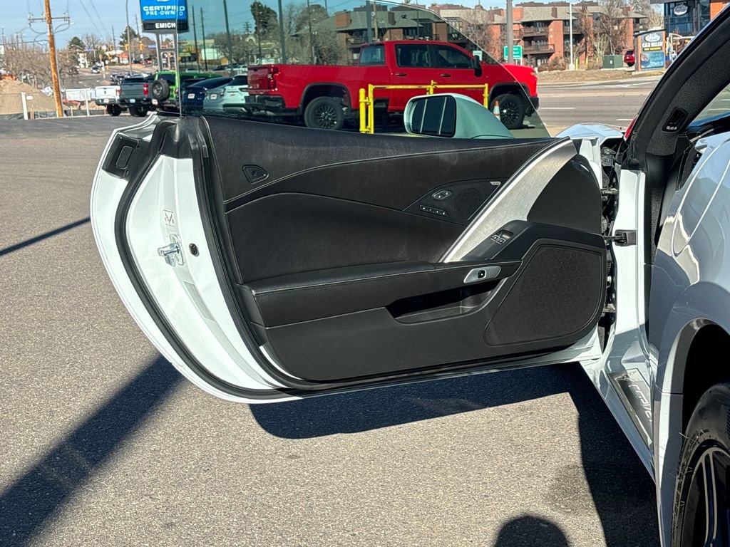 Used 2016 Chevrolet Corvette Stingray Coupe w/ 2LT Preferred Equipment Group image 11