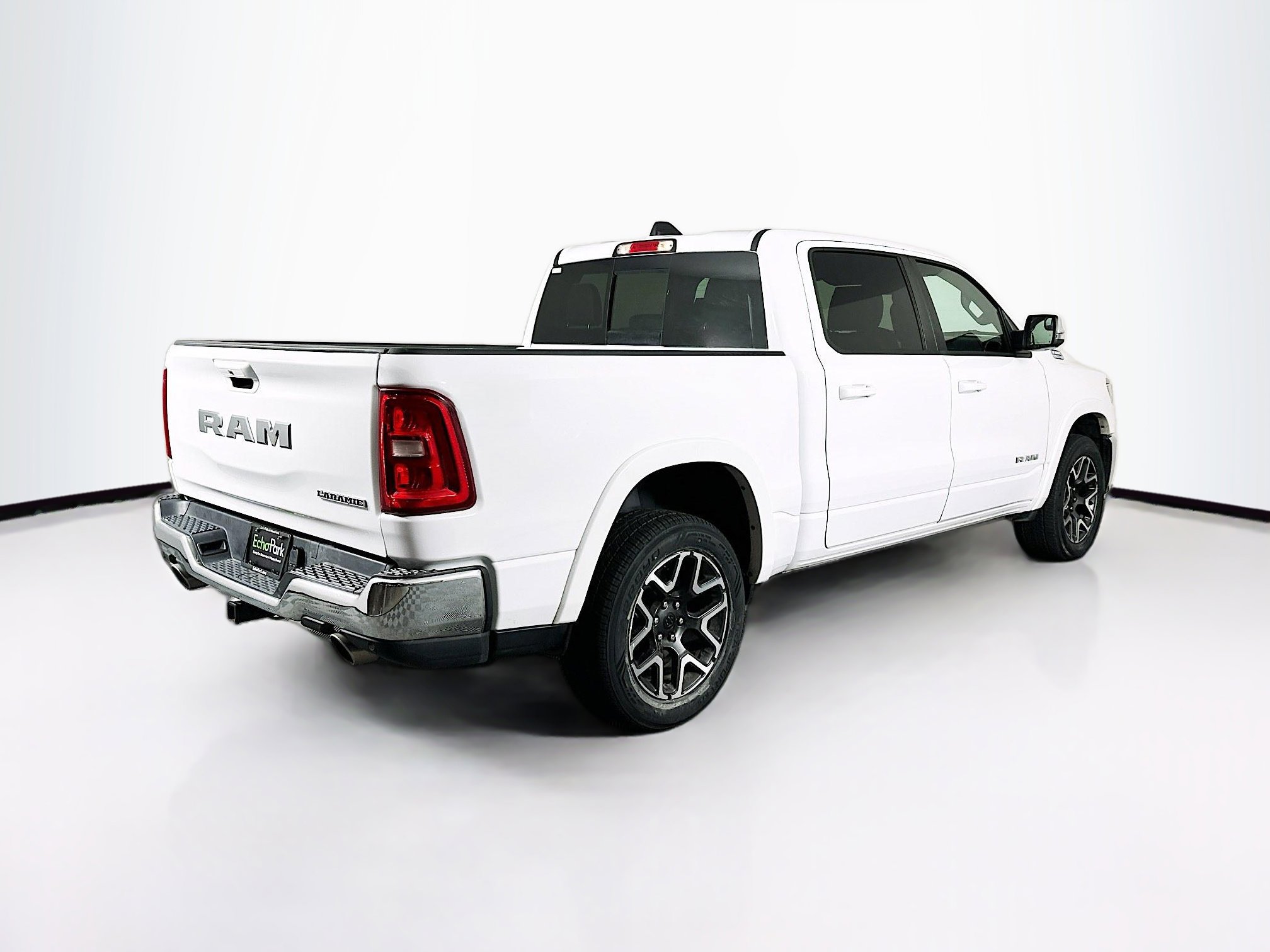 Used 2025 RAM 1500 Laramie image 9