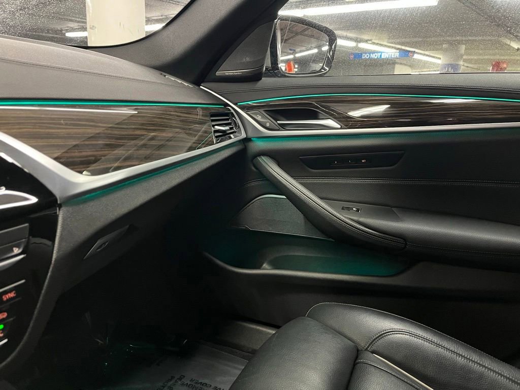 Used 2019 BMW M550i xDrive AWD/4WD image 31