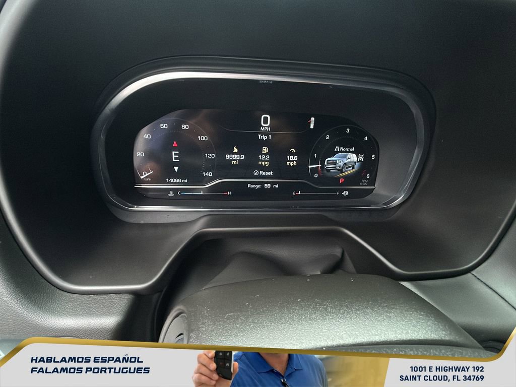 Used 2024 GMC Yukon XL AT4 w/ Technology Package image 20