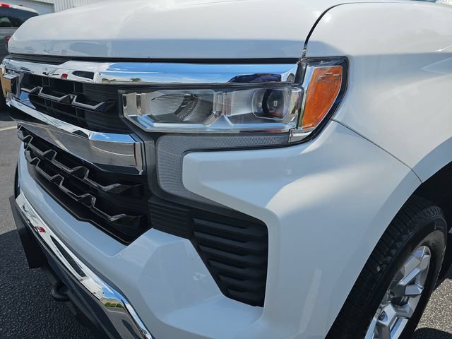 Used 2023 Chevrolet Silverado 1500 LT AWD/4WD image 35