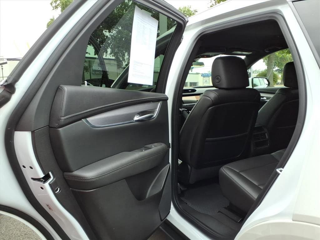 Used 2025 Cadillac XT5 Luxury image 19