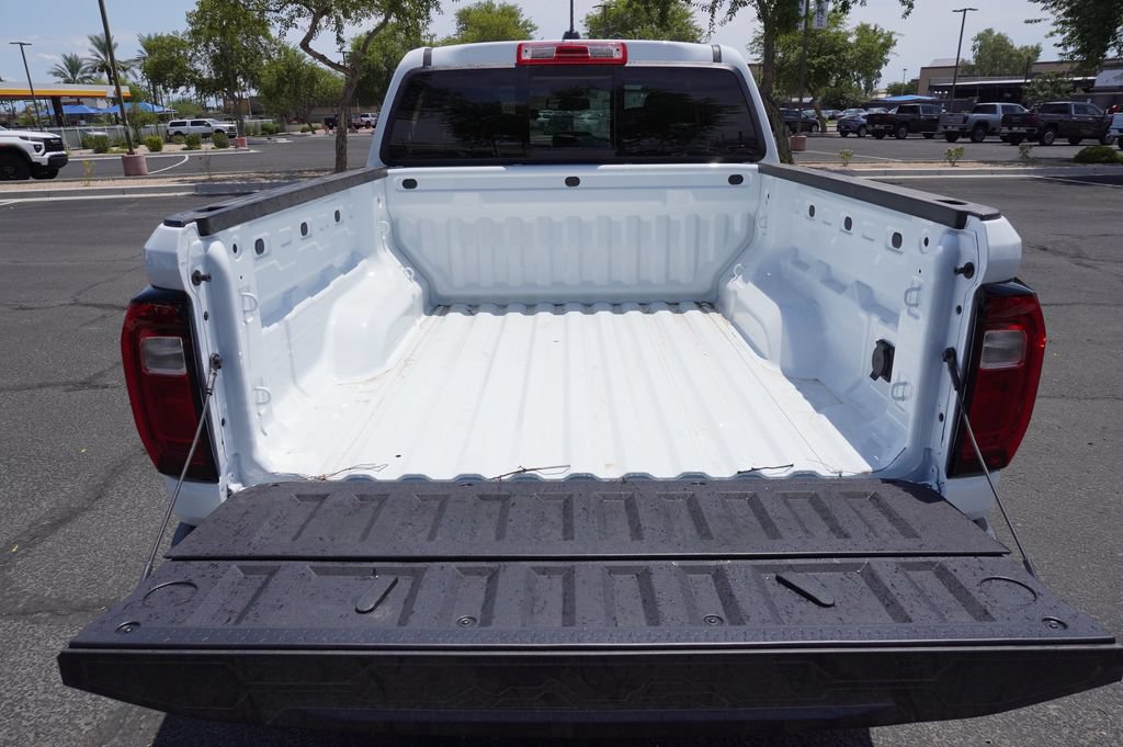 New 2026 GMC Canyon Elevation w/ Convenience Package RWD image 9
