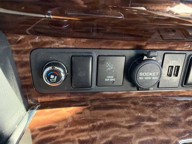 Used 2018 Nissan Armada Platinum w/ Captain Seat Package AWD/4WD image 23
