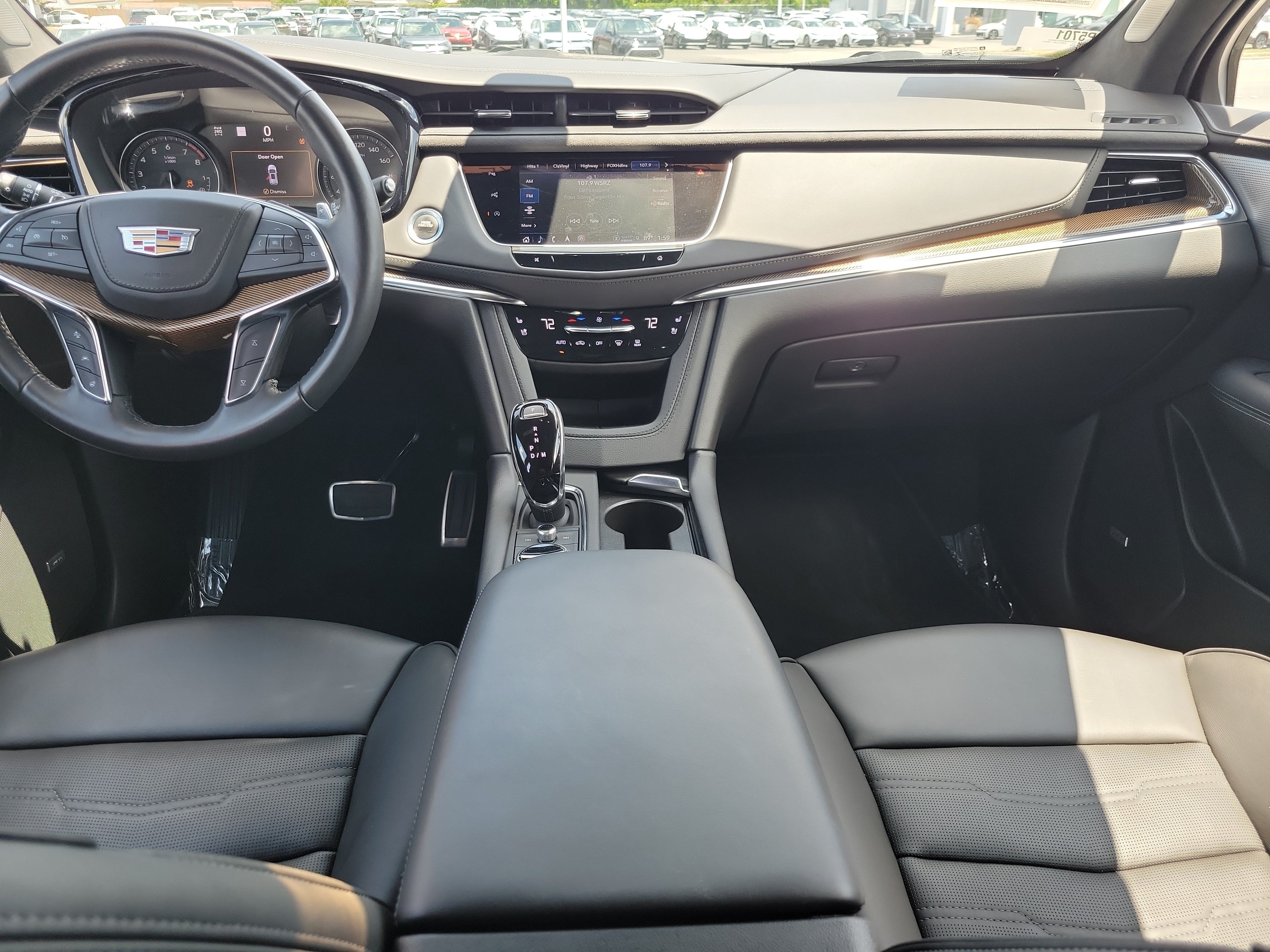 Certified 2022 Cadillac XT5 Sportv w/ Platinum Package AWD/4WD image 13