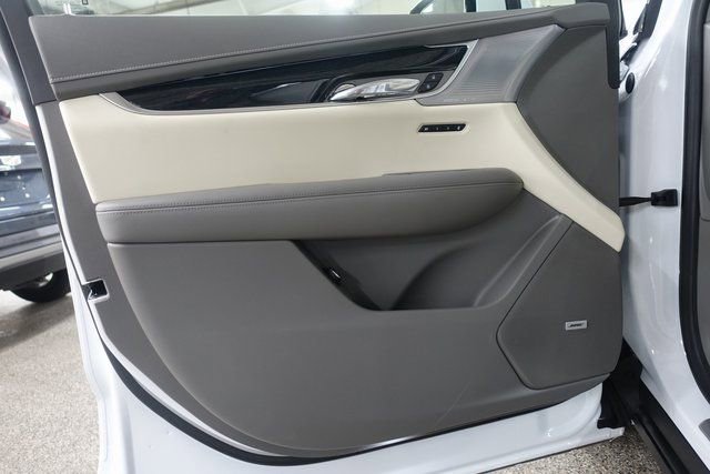 New 2025 Cadillac XT6 Premium Luxury w/ Technology Package image 9