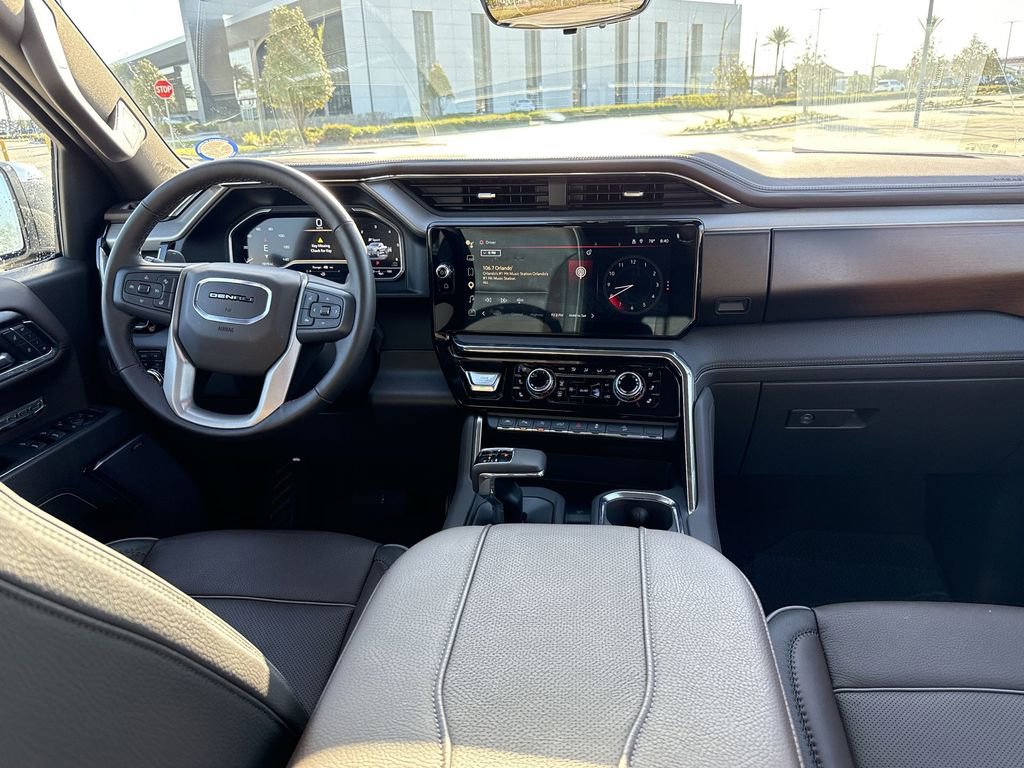Used 2025 GMC Sierra 1500 Denali w/ Denali Reserve Package image 19