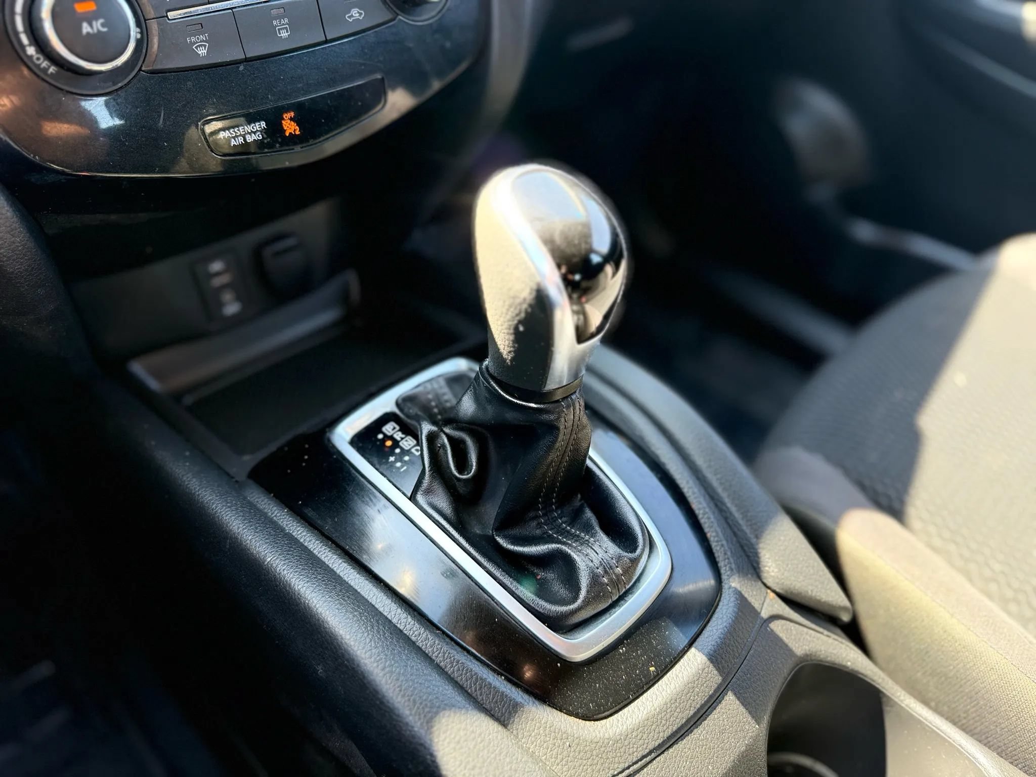 Used 2018 Nissan Rogue Sport S FWD image 30