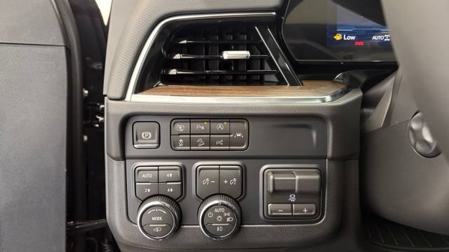 New 2026 Chevrolet Suburban High Country AWD/4WD image 43