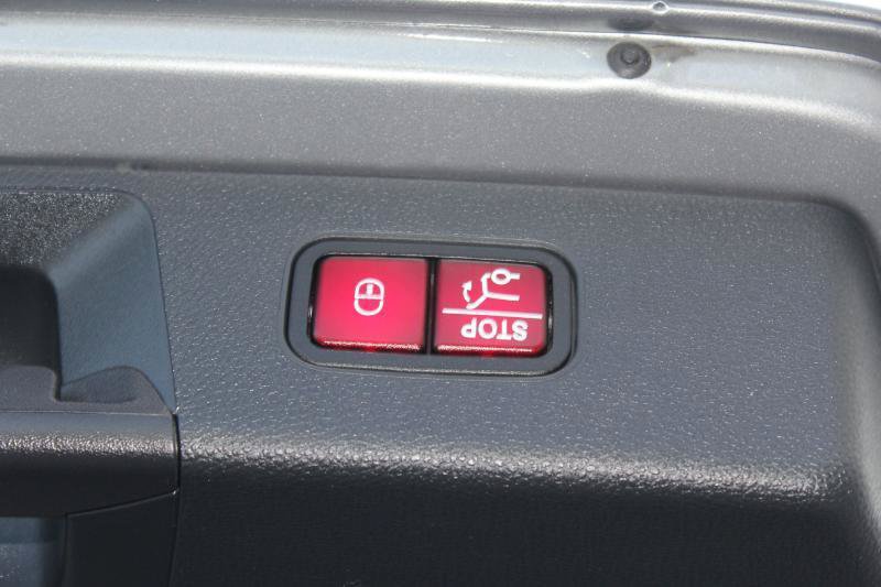 Used 2015 Mercedes-Benz GLK 350 2WD image 15