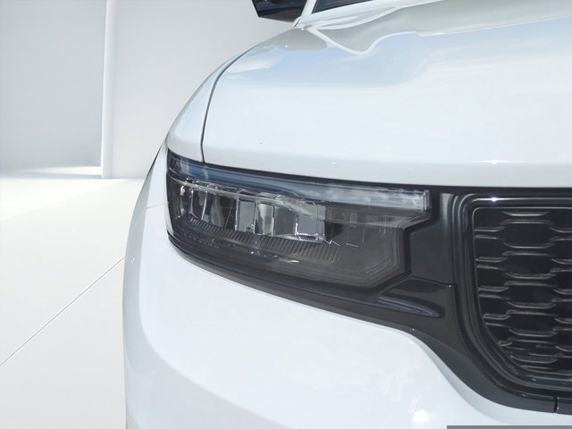 New 2025 Jeep Grand Cherokee L Altitude image 8