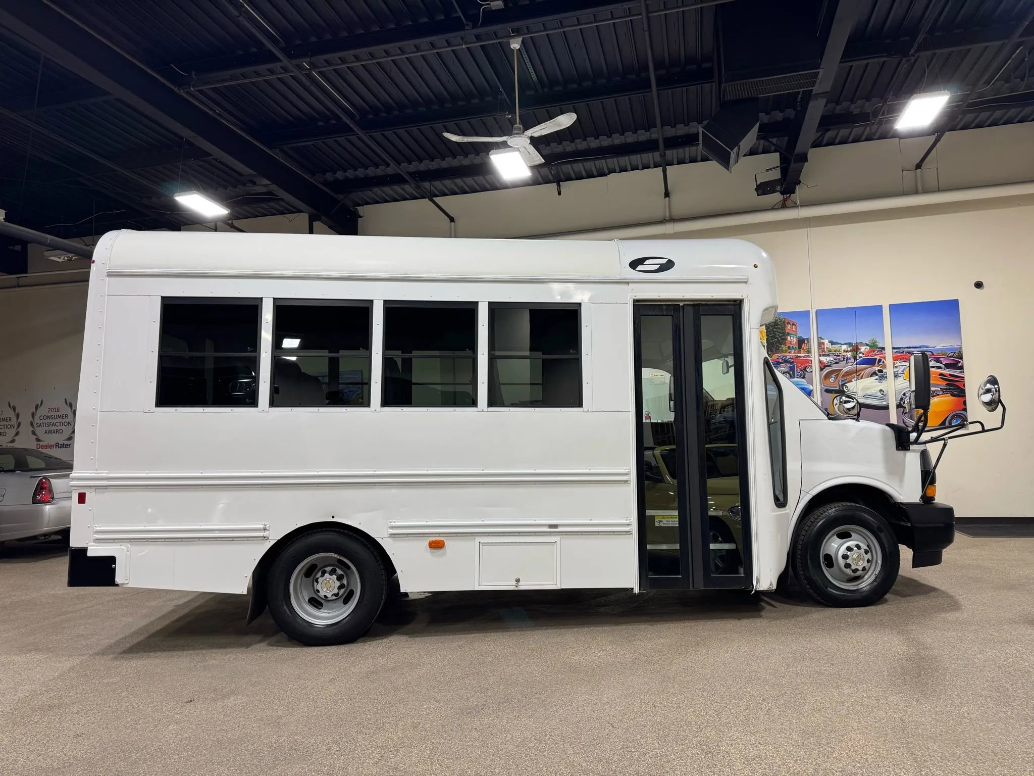 Used 2019 Chevrolet Express 3500 w/ School Bus Package image 4