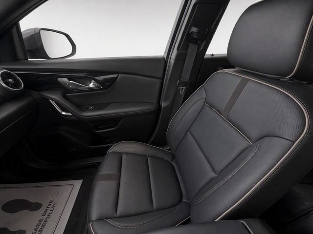 Used 2023 Chevrolet Blazer Premier w/ Enhanced Convenience Package AWD/4WD image 13