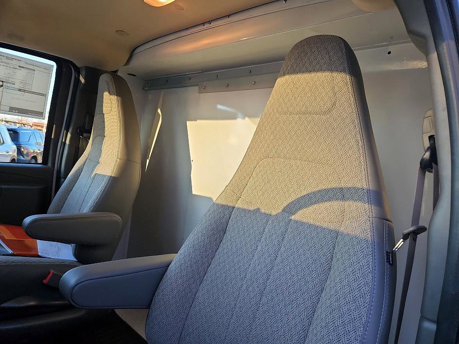 New 2026 Chevrolet Express 3500 w/ Power Convenience Package image 13