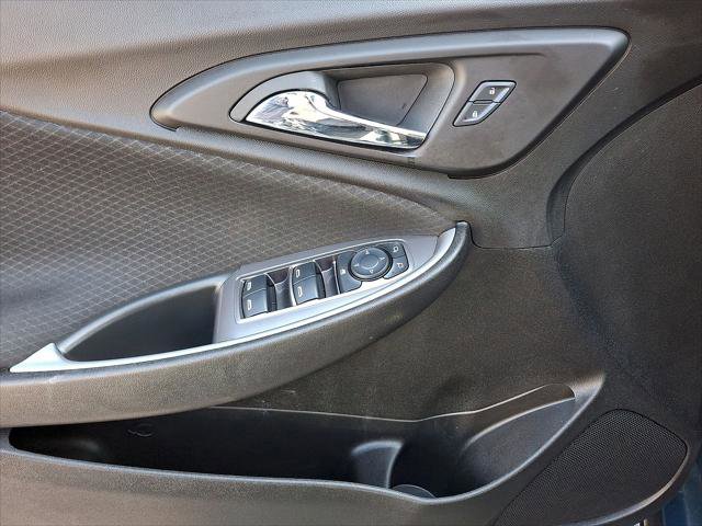 Used 2025 Chevrolet Malibu LS FWD image 10